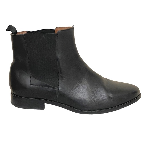 Country Road Black Leather Chelsea Ankle Boots - Picture 1 of 12